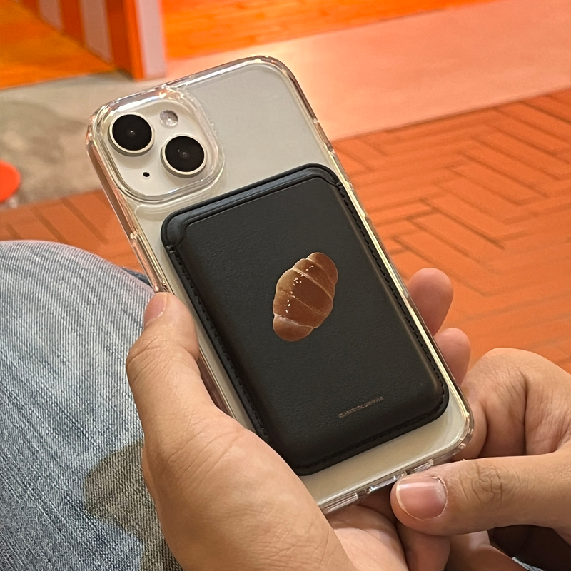 Saltbread MagSafe leather card wallet