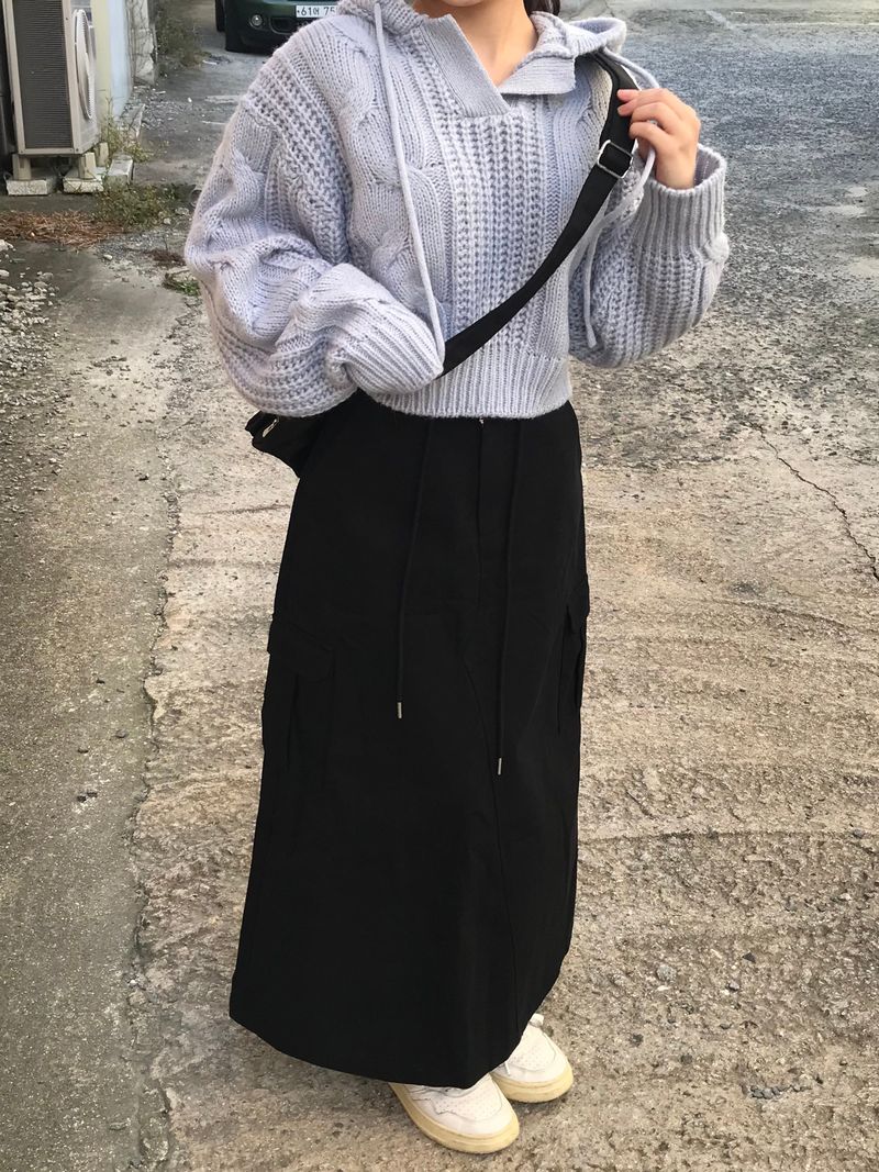 Lush back slit long skirt