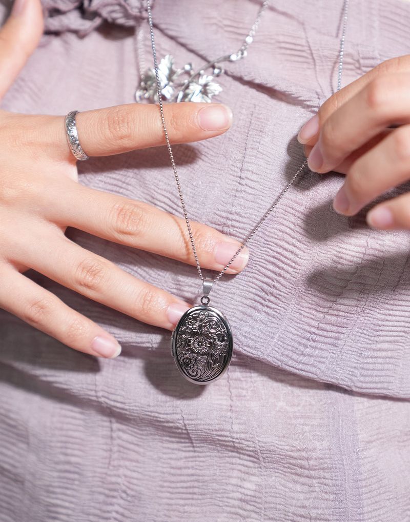 Garden Archive Necklace