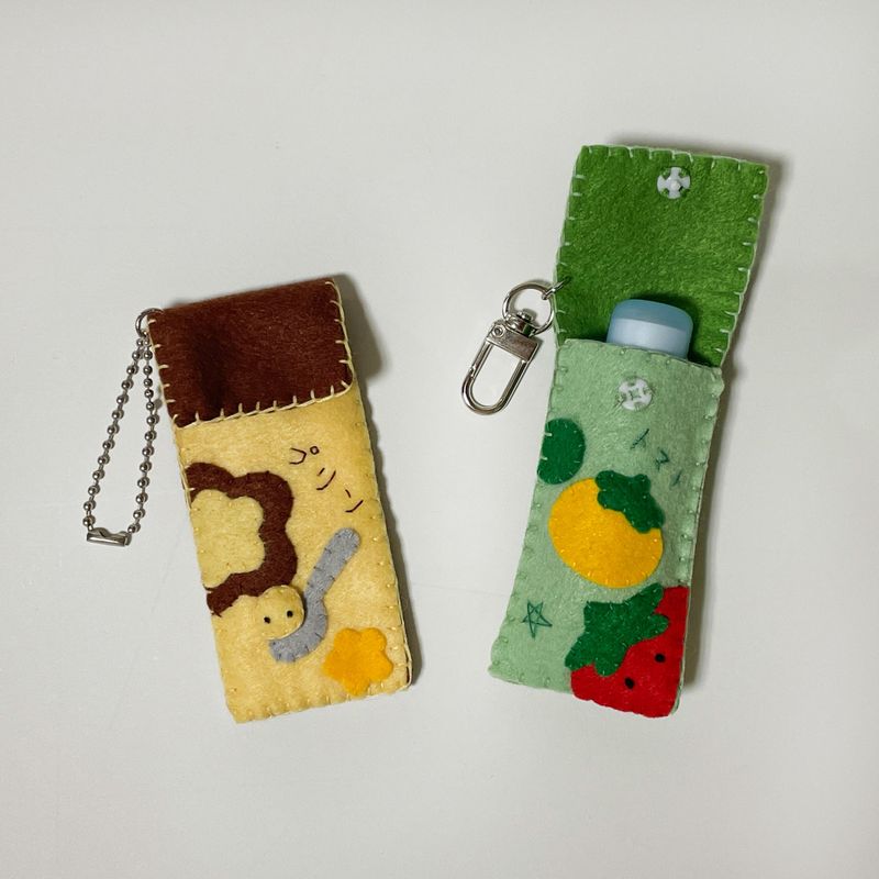 [MADE] Tomato Lip balm Key ring