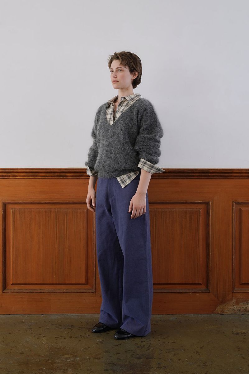 Mohair v-neck knit_charcoal