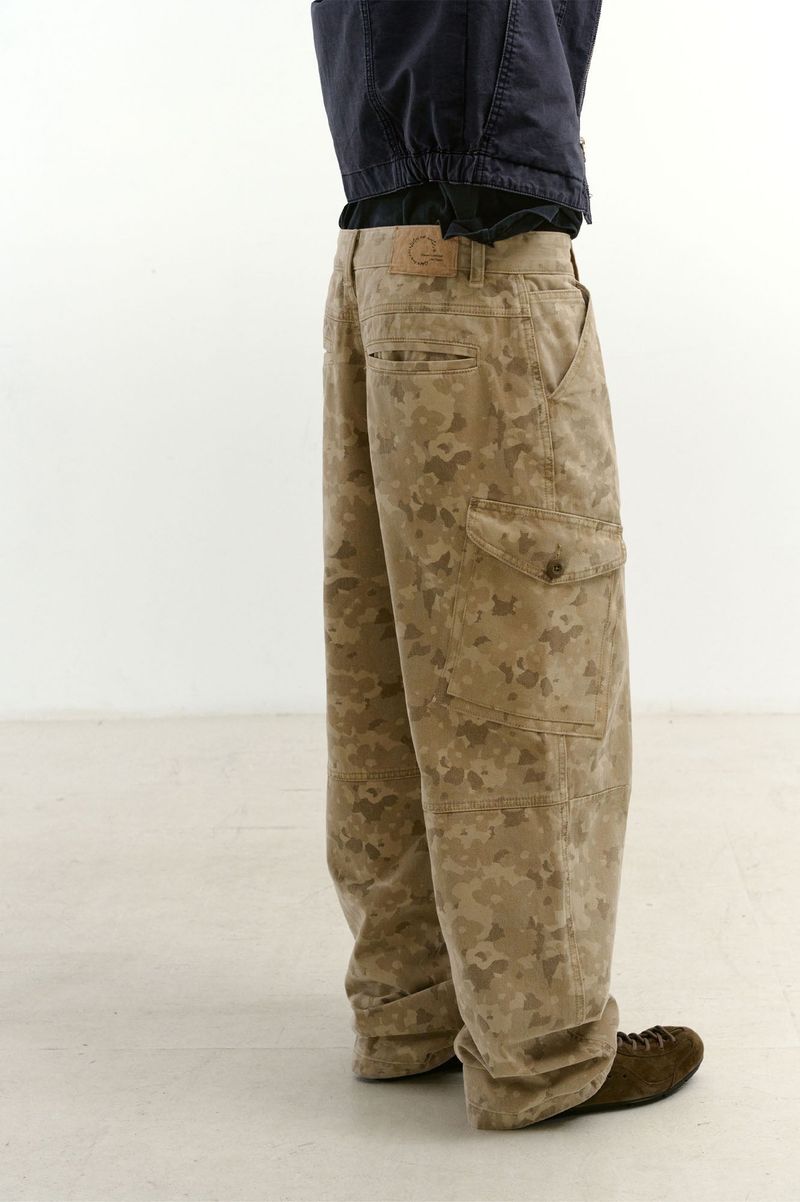 Overlap Pocket Camo Pants (Washed Beige)