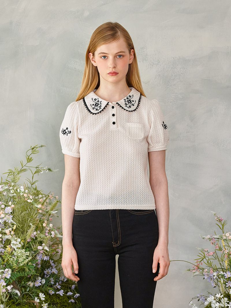 Black Flower Round Collar Knit