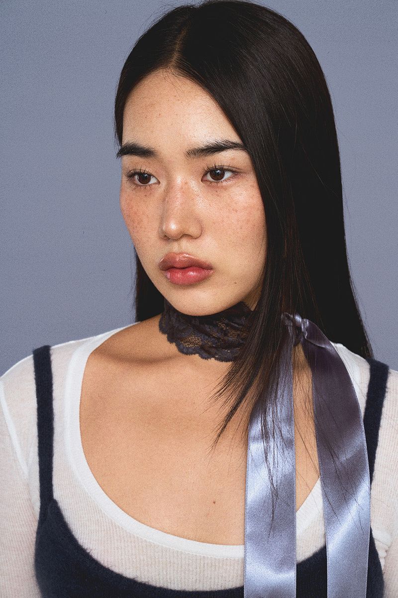 YONOSE（ヨノセ）の「スキリー レース バンド / チャコール（ヘアアクセサリー）」