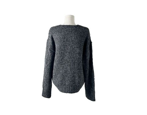 Hearts Cable Loose Fit Wool V-Neck Knit