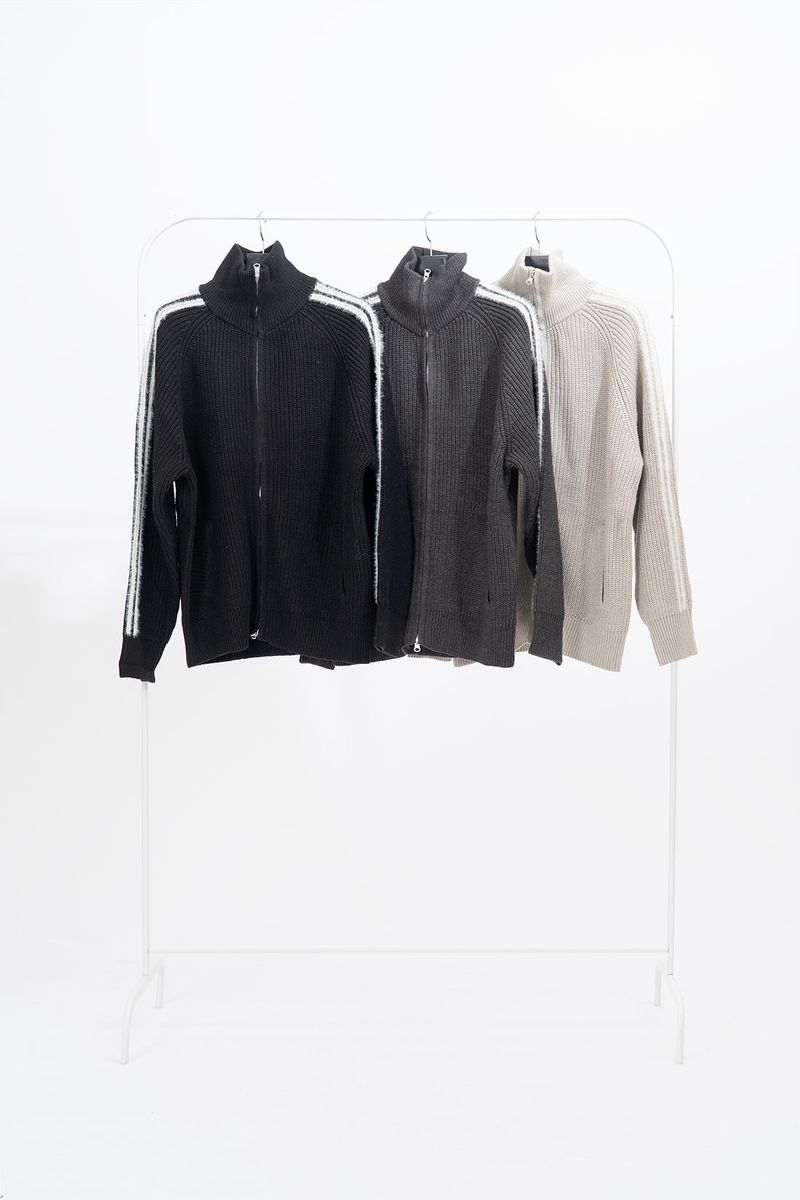 Tiny Hairy Line Knit Zip Up