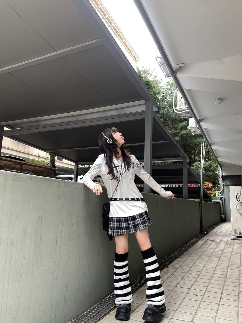Stripe leg warmer