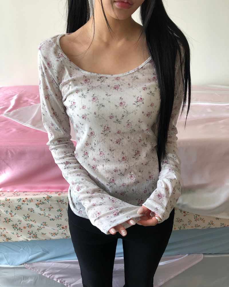 キトゥン フローラル ロングスリーブ Tシャツ