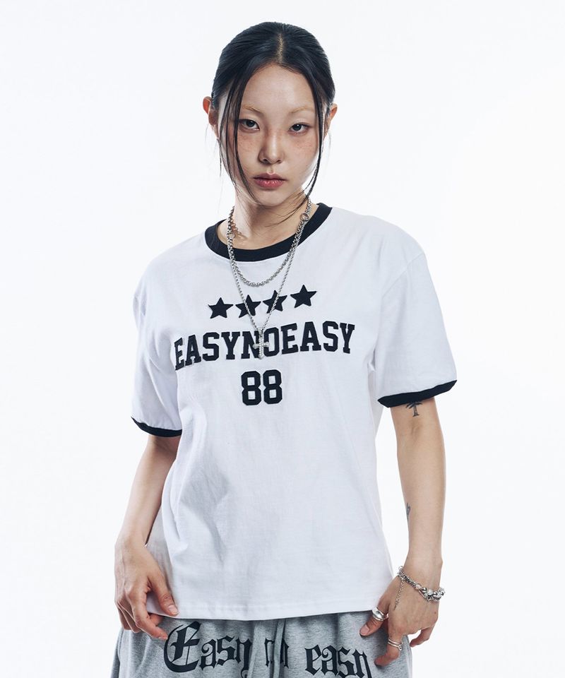 EASY NO EASY（イージーノーイージー）の「ナンバリングパッチクロップリンガーTシャツ - ホワイト（トップス）」