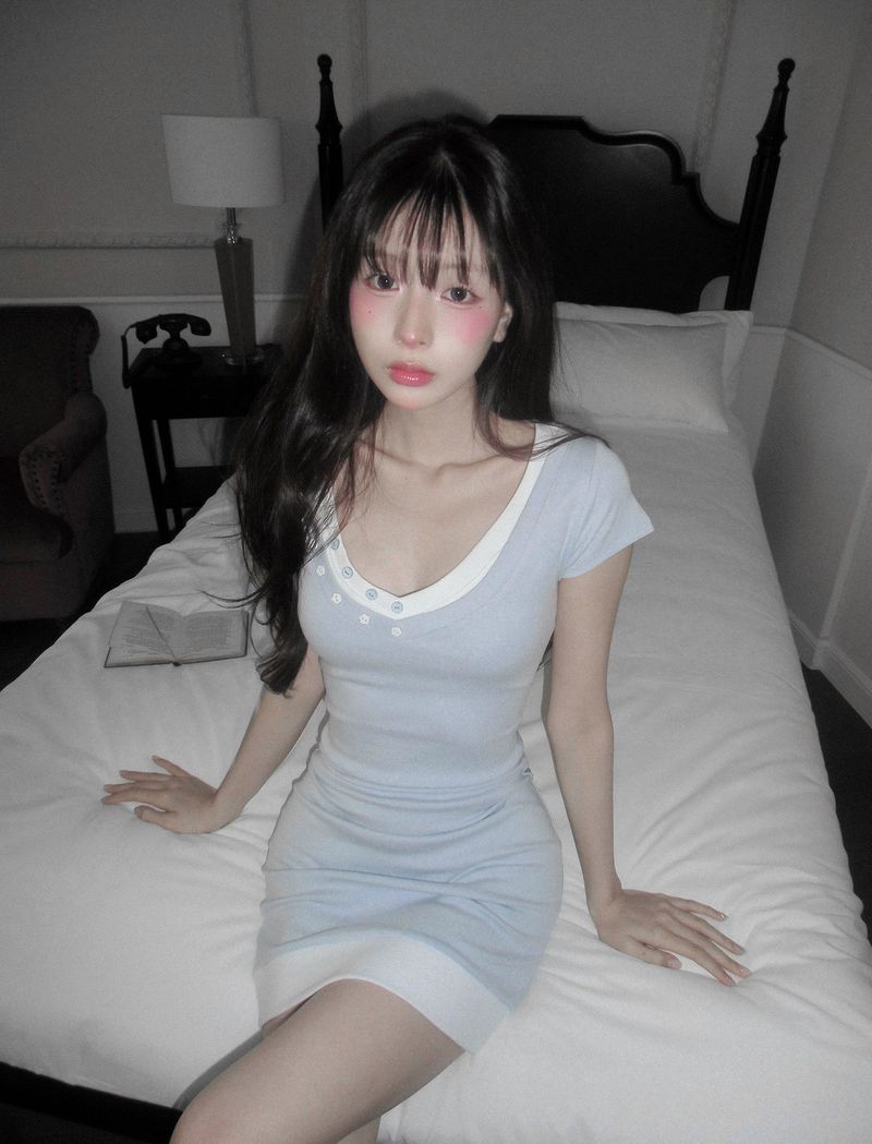 ZANNE（ザンヌ）の「[MADE] Muguet Layered Button Mini Dress（Dresses）」