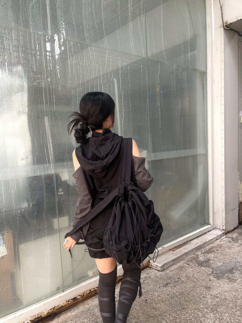 shoulder slit wind anorak hood