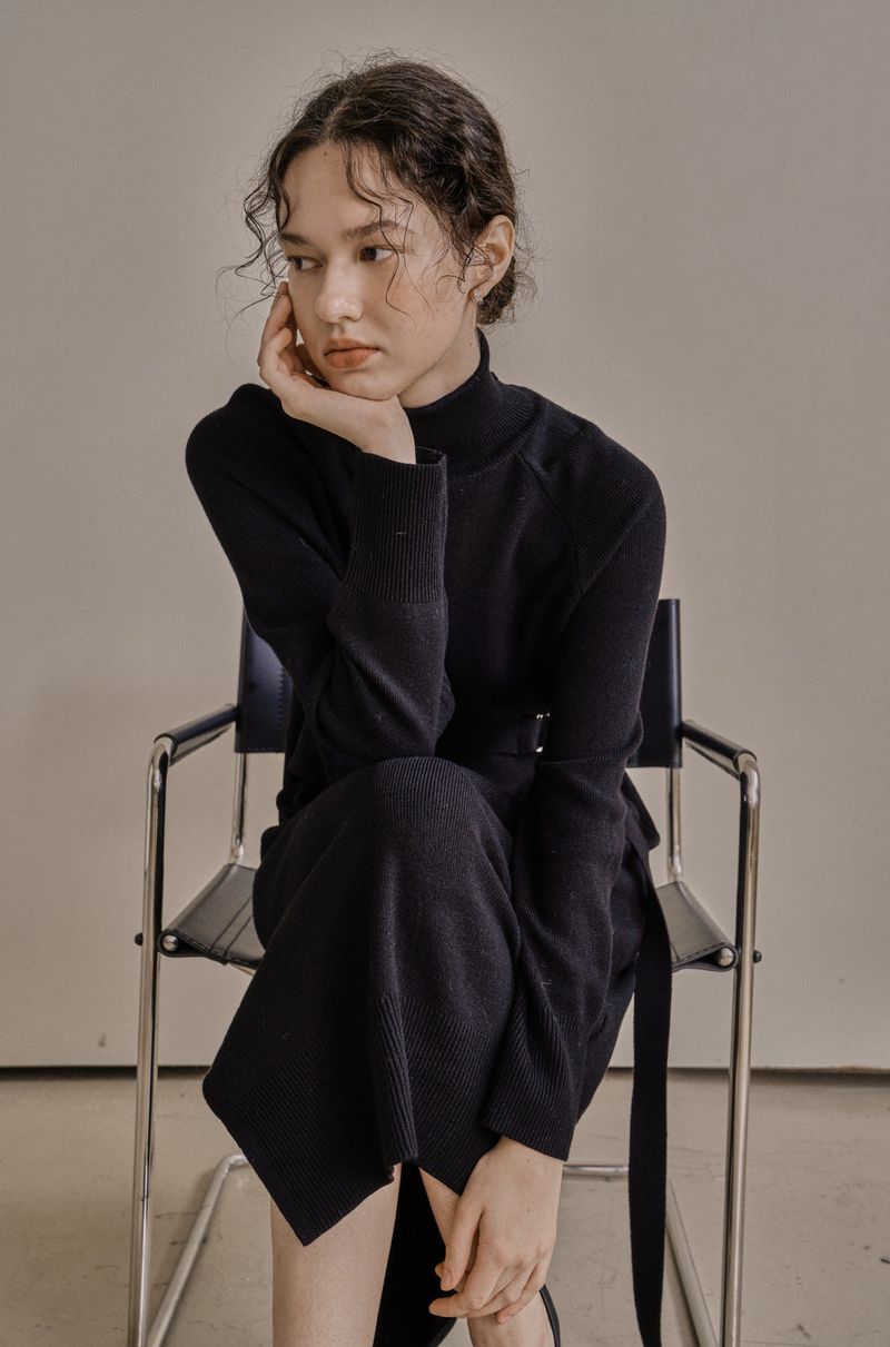 UNBALANCED KNIT DRESS_BLACK