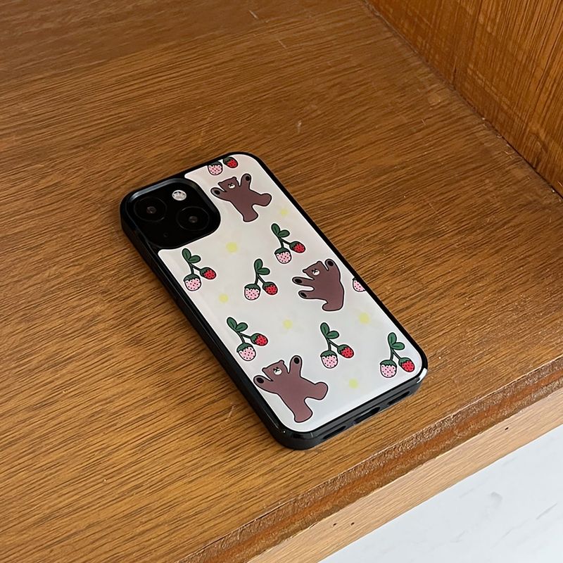 allthesamestudio(オールザセイムスタジオ)の「Dancing Bear Epoxy Bumper Case(Smartphone Accessories)」