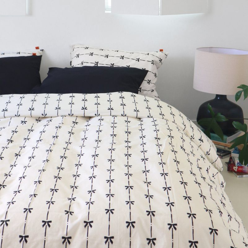 Ribbons pillow case
