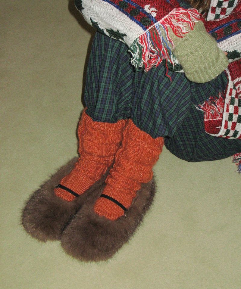 Fur Baby 0013-2. Raccoon Flats - 2colors