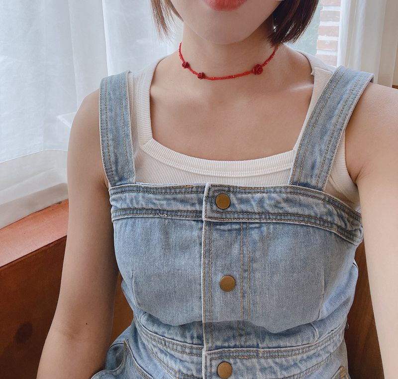 Rose Fit Beaded Choker Necklace Red