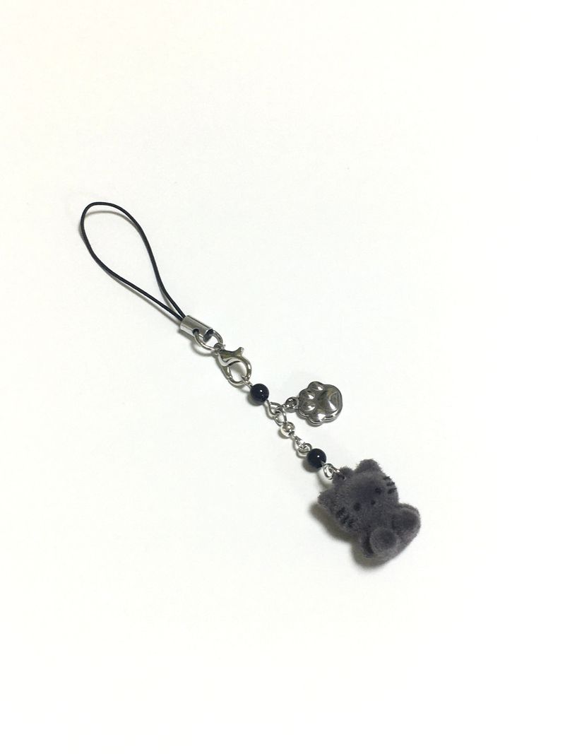 Gray kitty keyring