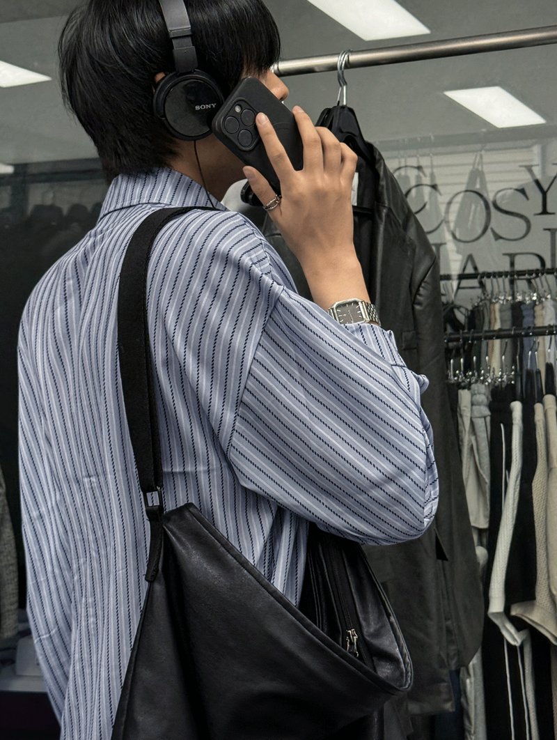 loose-fit striped shirt