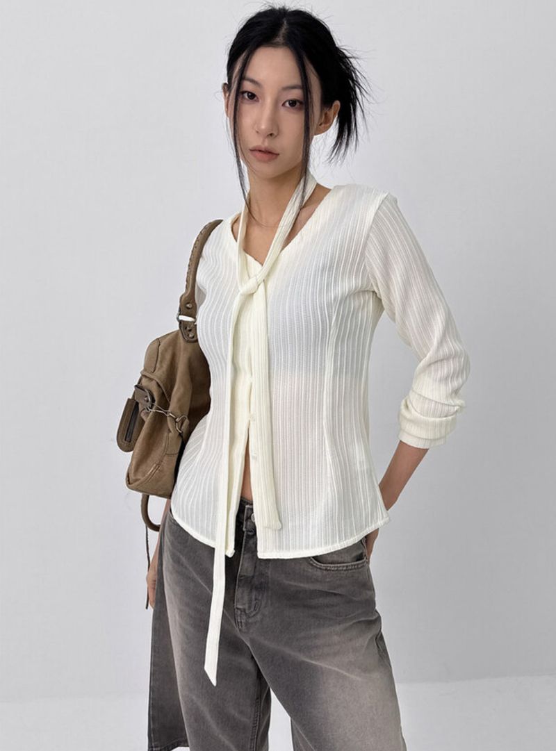 BLACKUP（ブラックアップ）の「[MADE] Ruet Pleated Tie Blouse（Tops）」