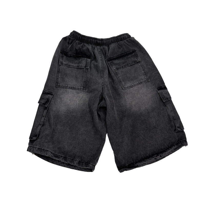 d-ring cargo shorts