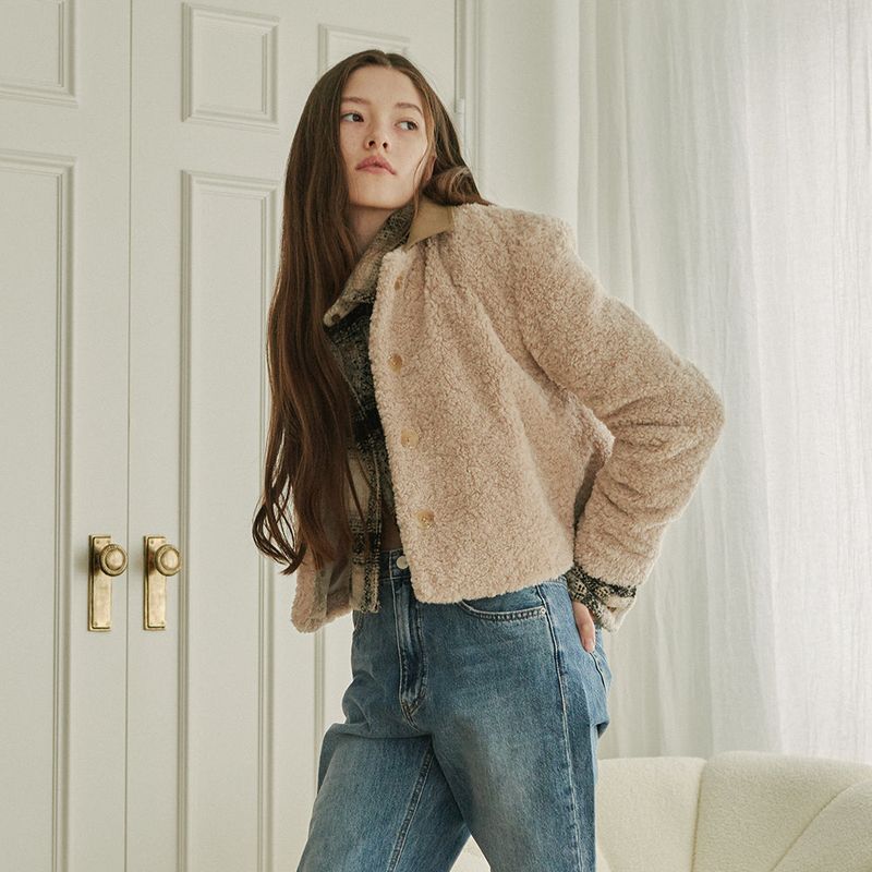 TMO BY 13MONTH(ティーエムオーバイサーティーンマンス)の「LEATHER COLLARED FLEECE JACKET (BEIGE)(Tops)」