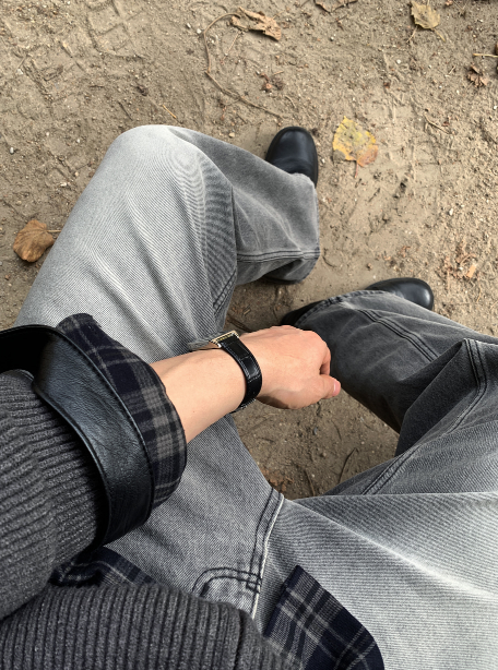 Crete Greywashed Semi-Wide Denim Pants