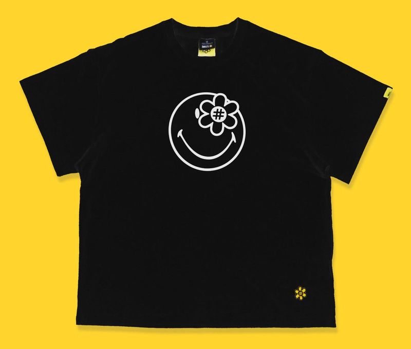 Water The Plant（ウォーターザプラント）の「Outline Tshirt | Black（Tops）」