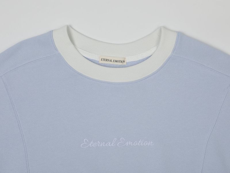 CONTRAST REGLAN CROP SWEATSHIRTS (LIGHT BLUE)