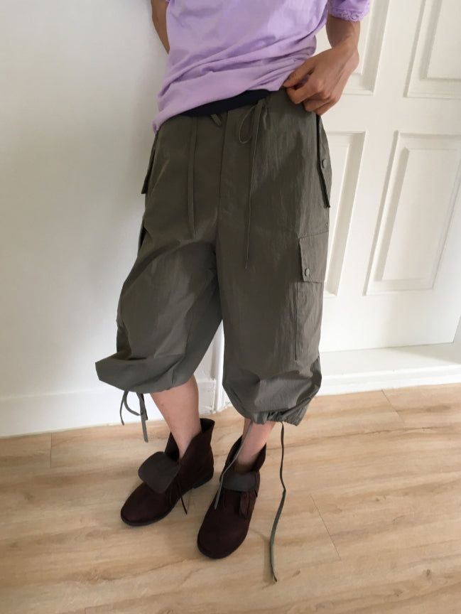 Elise Nylon Wide Capri Bermuda Pants
