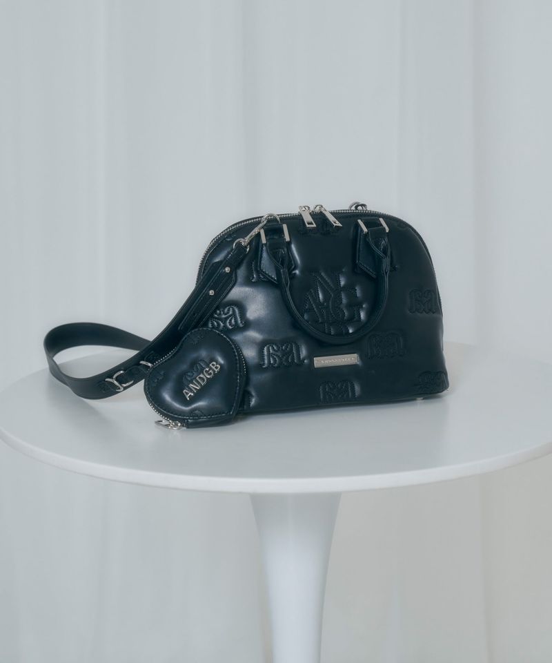 ANDGEEBEE(アンジービー)の「ロゴモノグラムショルダーバッグ(Bags)」