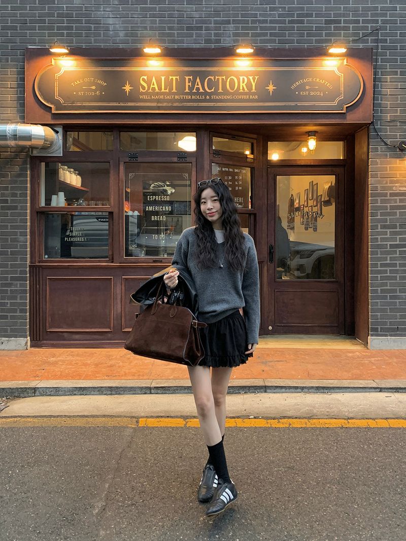 [MADE] Versi lace frill mini skirt