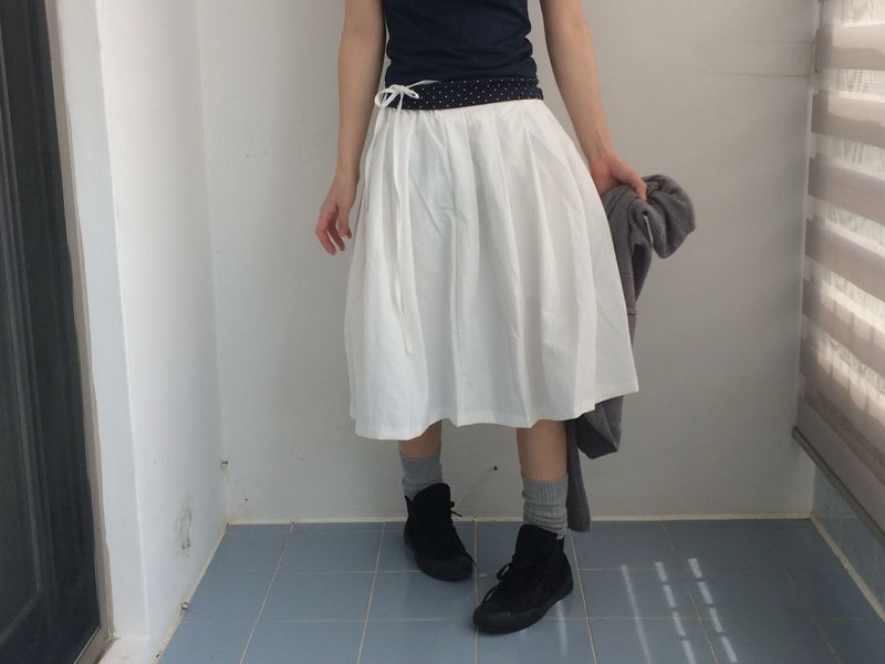 Powder pleats and pouch skirts