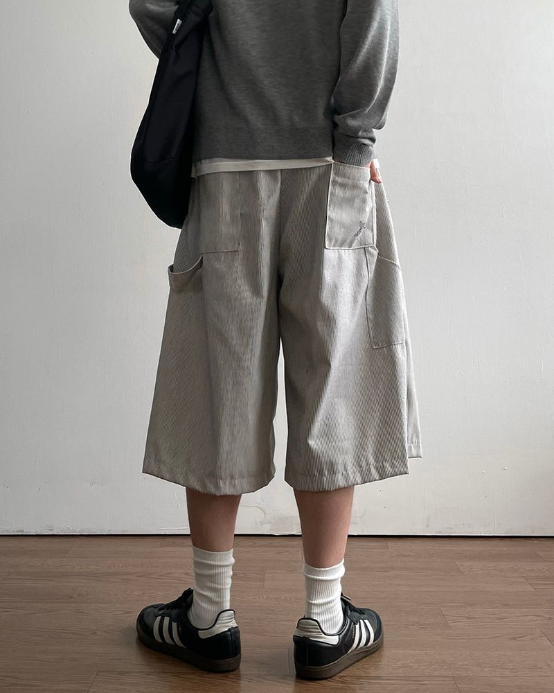 Hiko Stripe Bermuda Pants
