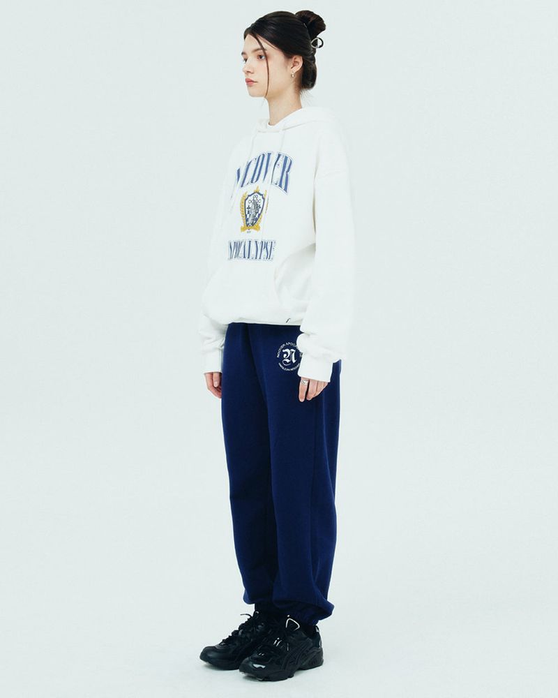 CHESS EMBLEM HOODIE-WHITE