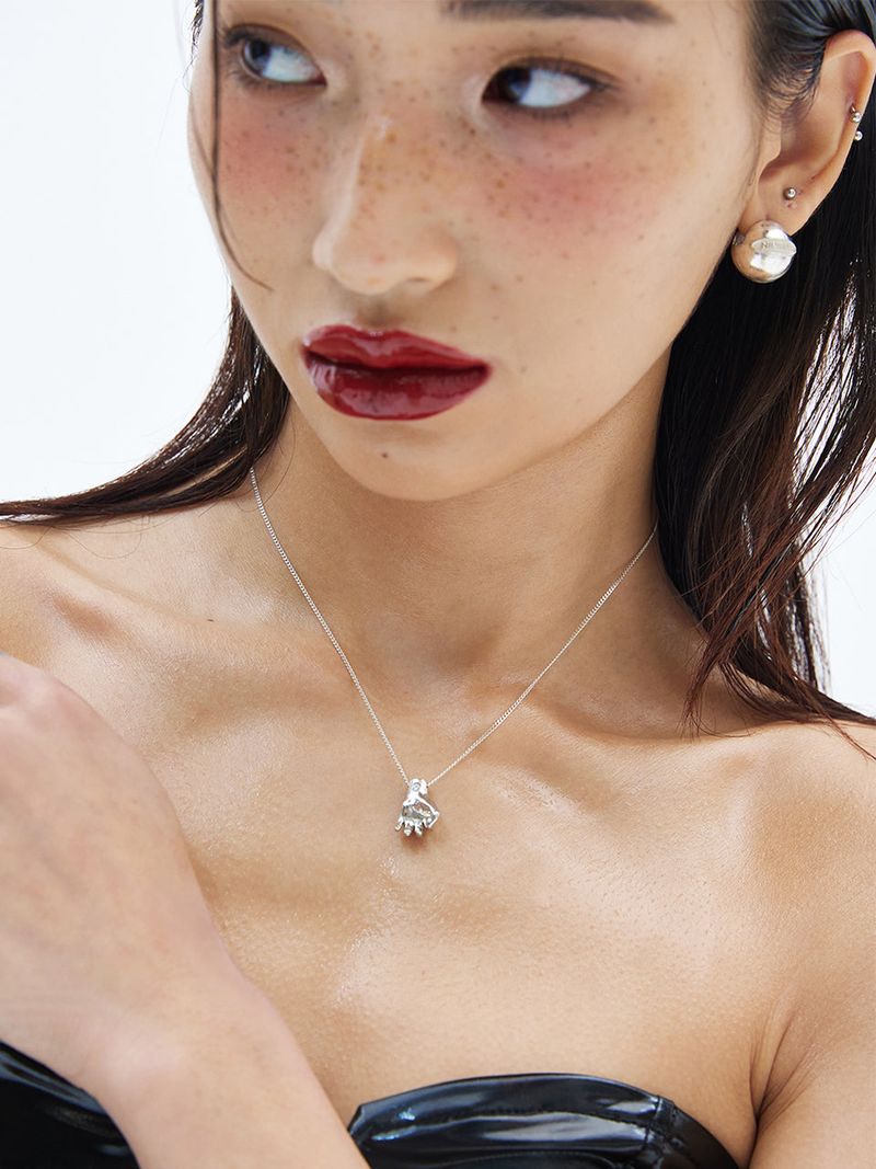 OKAY HAND SING NECKLACE