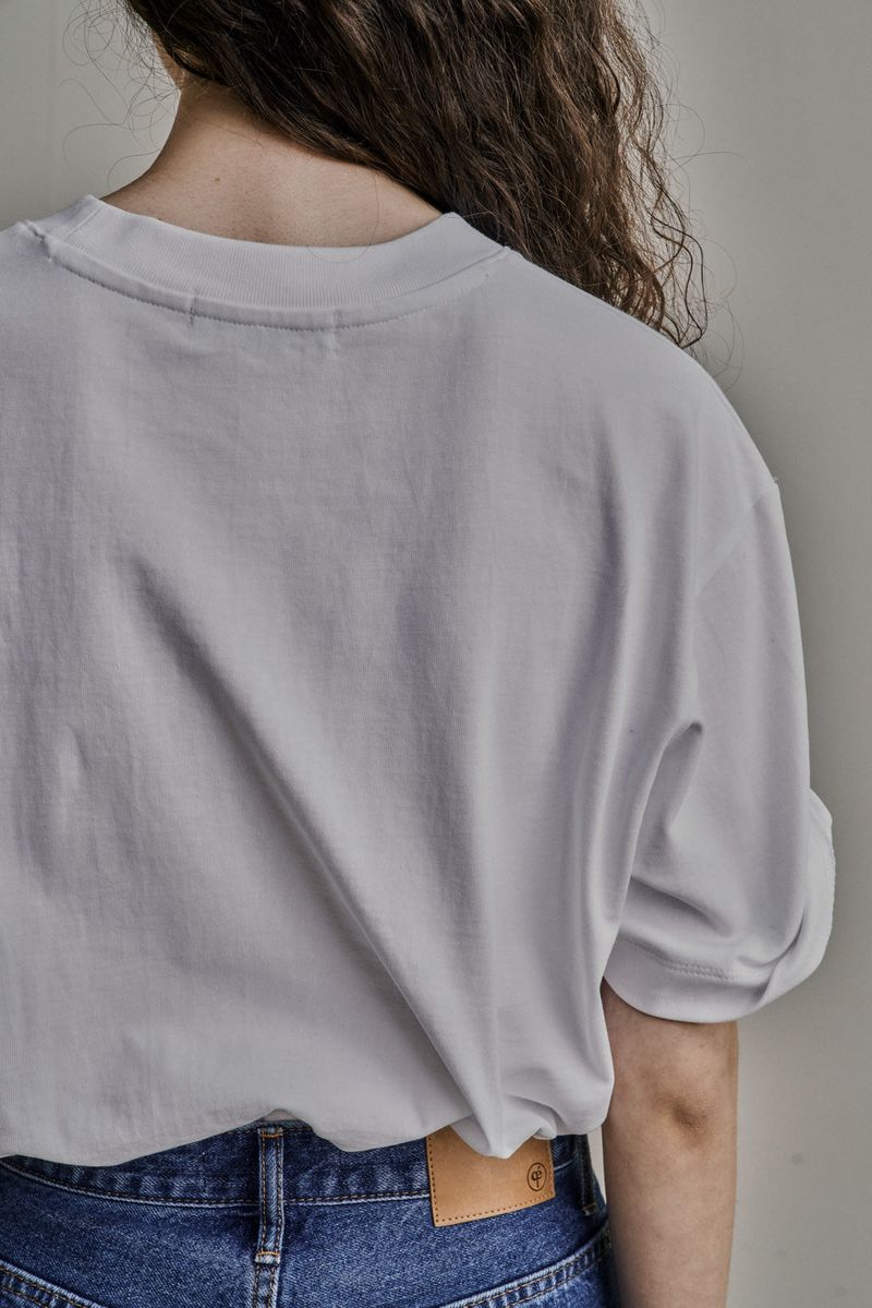 OVERSIZED LOGO EMBROIDERED T-SHIRT_WHITE