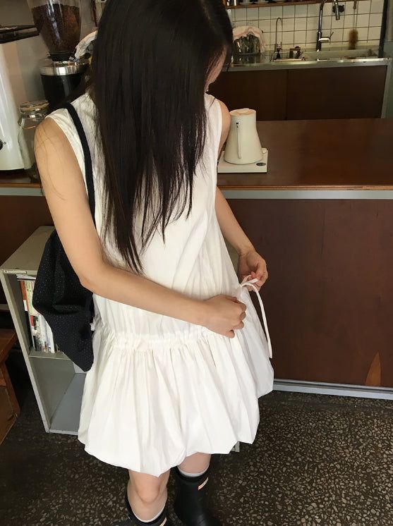 Miha Sleeveless Balloon Midi One Piece