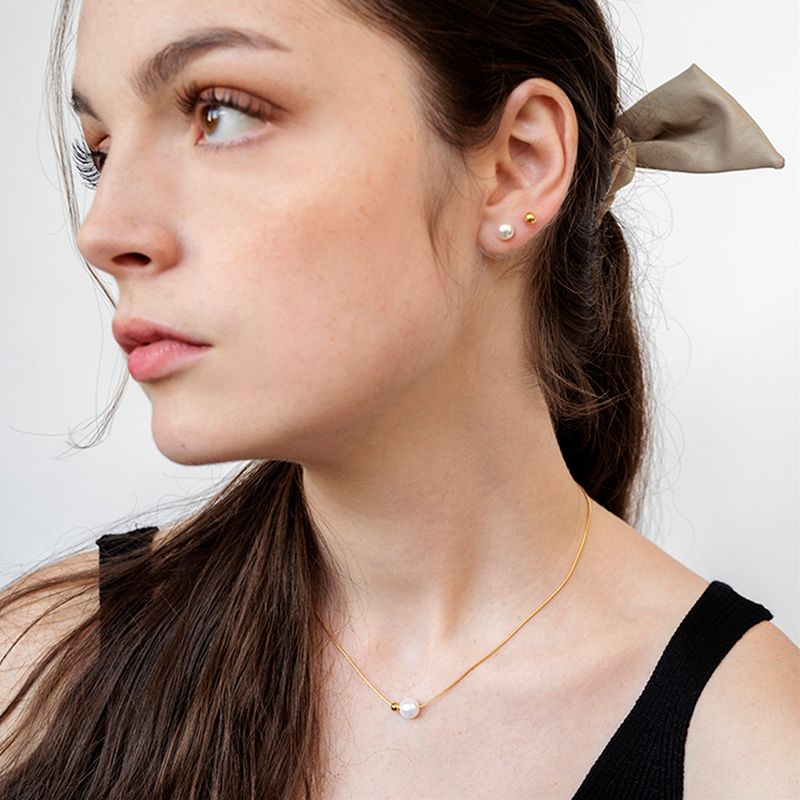 L'OMBRILLANT(ロムブリラント)の「Simple pearl & ball necklace(Accessories)」