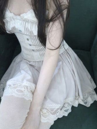 pearl corset top