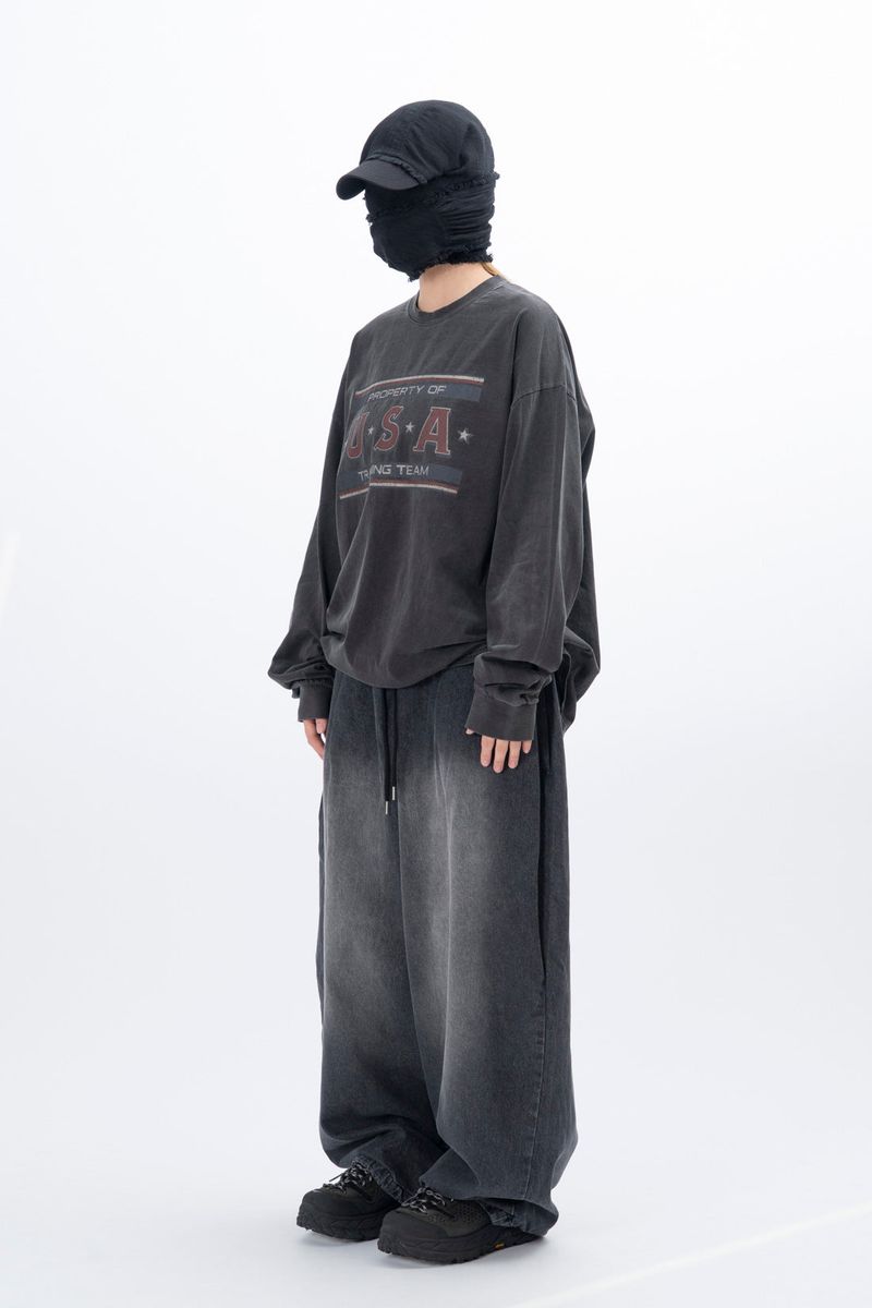 Leggy Side Tuck Balloon Denim