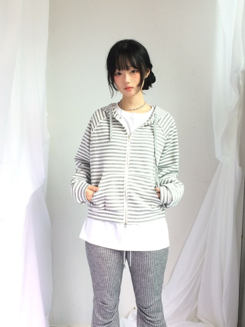 Stripe bootcut banding pants