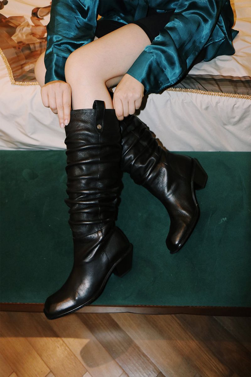 BLURRY WRINKLE LONG BOOTS_3COLORS