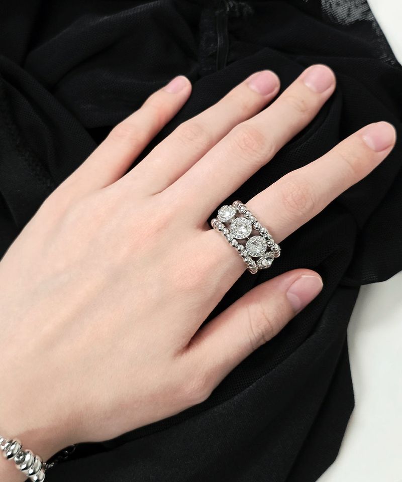 Unique Cubic Beads Ring