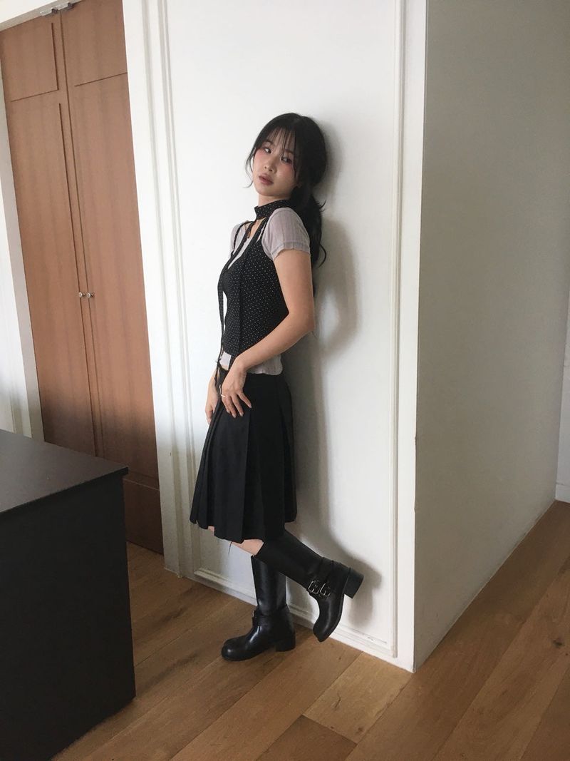Two Buckle Middle Boots