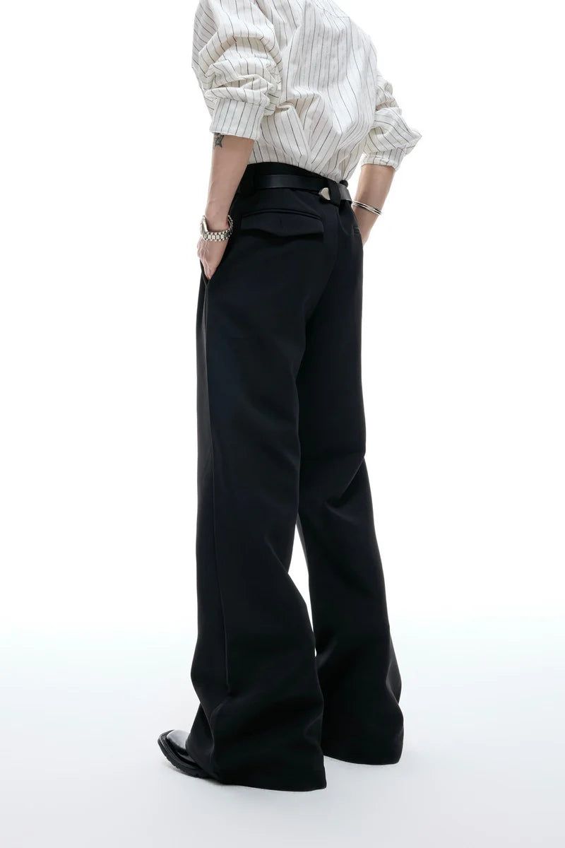 Lipstick Print Pleated Flare Trousers