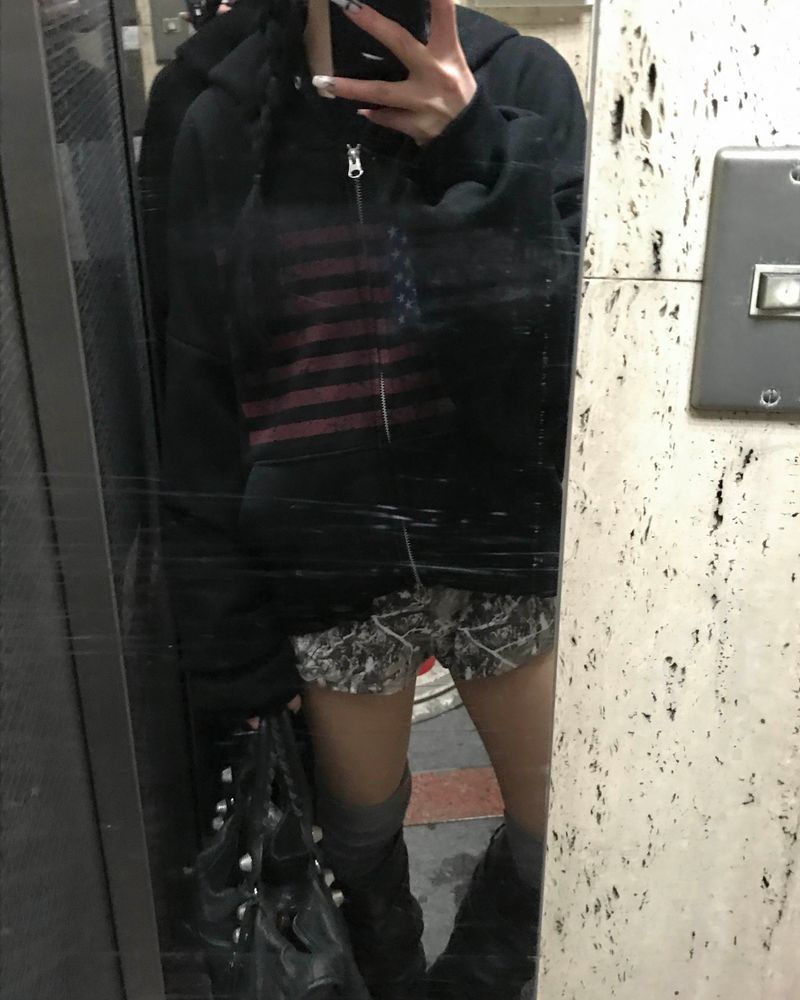 American hood jumper