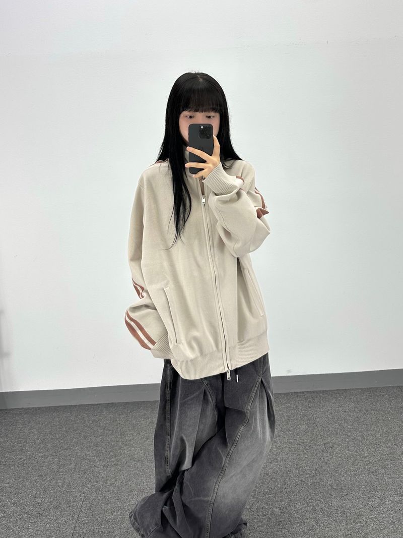 sand track knit zip-up