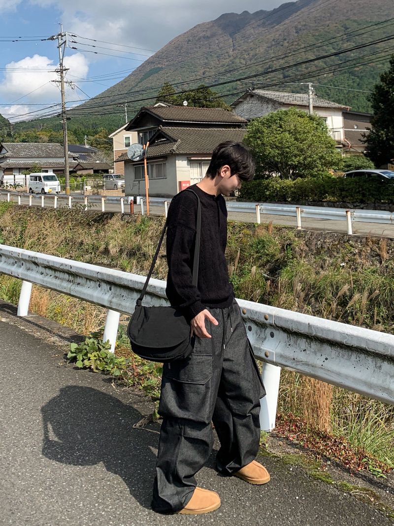 ラベルヘンリーネックニット