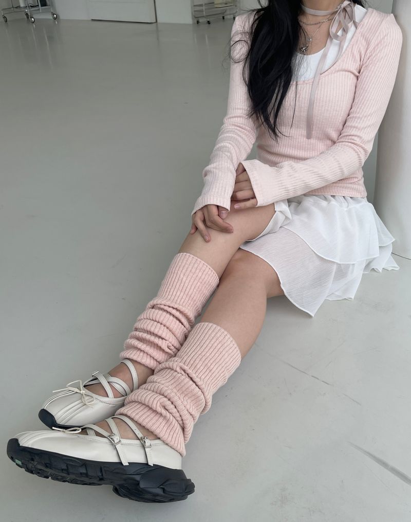 heenytsuki（ヒニツキ）の「Ballerina Ribbed Legwarmer (3 colors)（Fashion Accessories）」