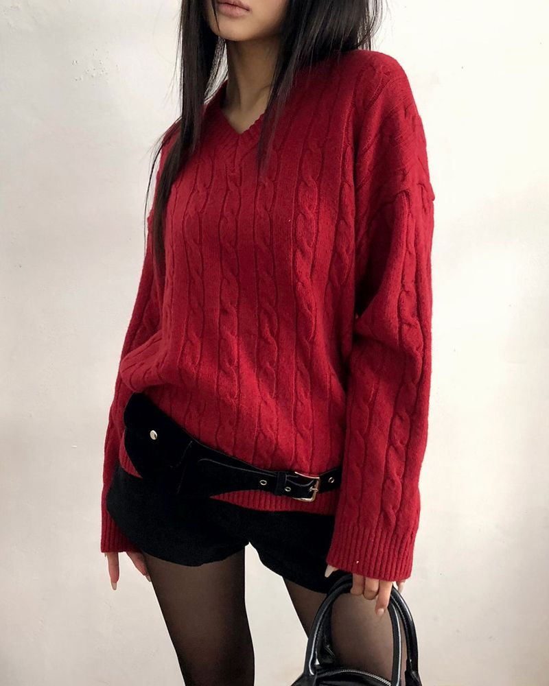 Noyu Loose Wool Cable-knit V-neck Sweater